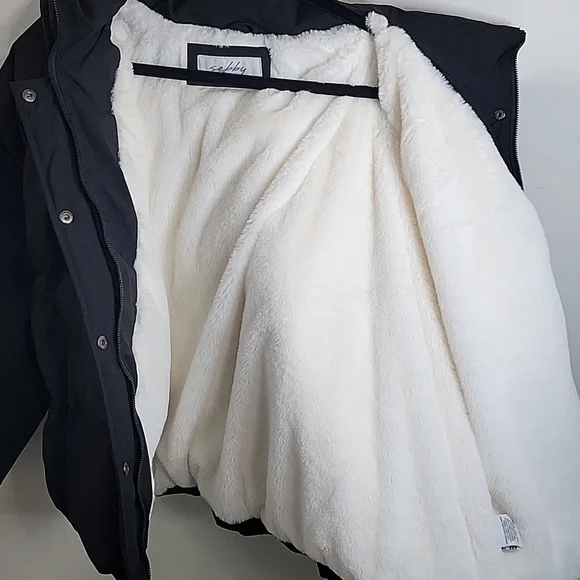 Sebby Women's Black Puffer Jacket w/ Faux Fur Lining, Size 3X - Picture 6 of 7